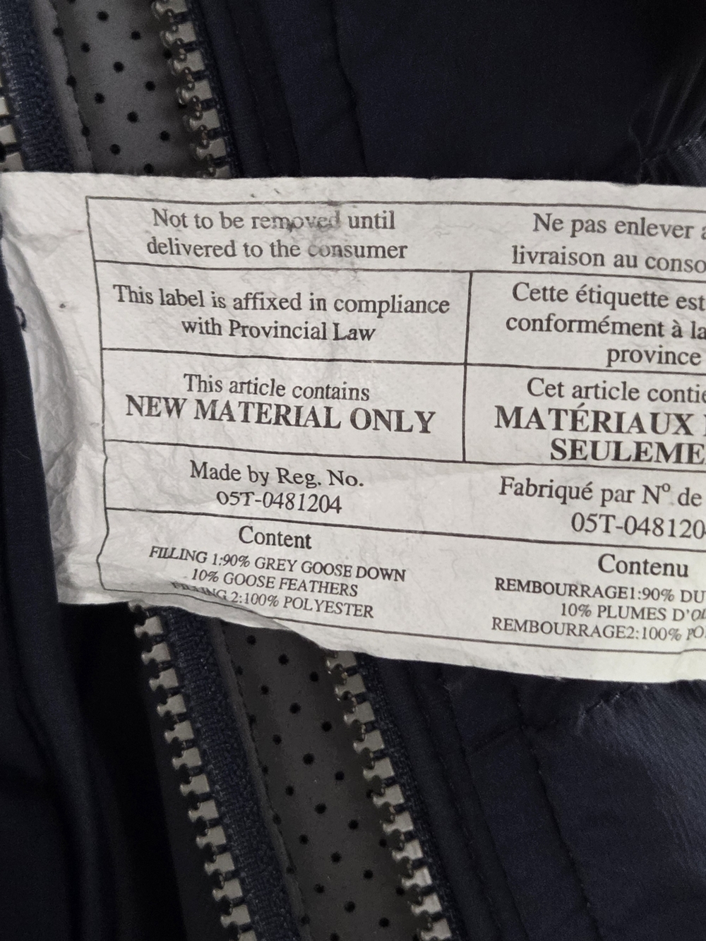 lululemon athletica Women’s Navy Quilted Puffer Jacket - Picture 4 of 5
